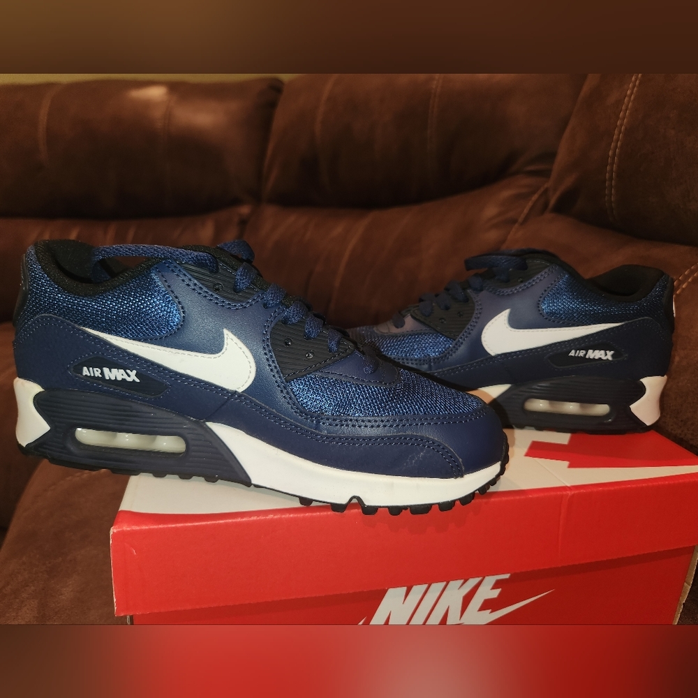 Nike Air max 90 mesh 5.5 youth